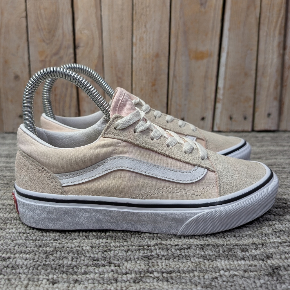Women's/Kids Vans Old Skool in Light Pink/White Size 3Y or 5 Women